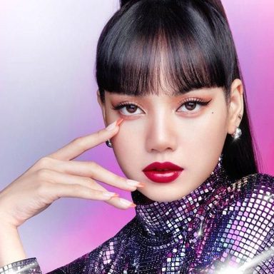 LISA (BLACKPINK) photo 90