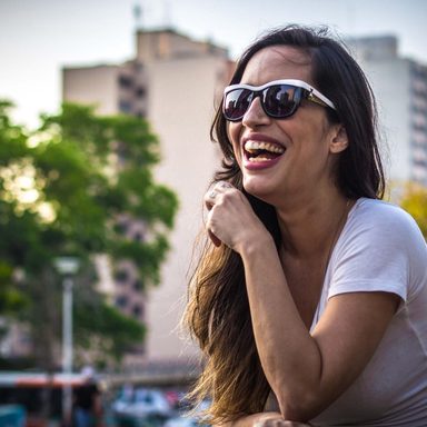 Lívia Cruz