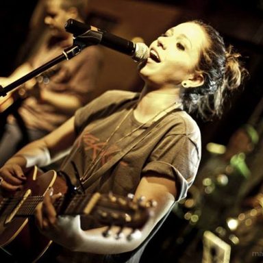 Lorena Chaves photo 12