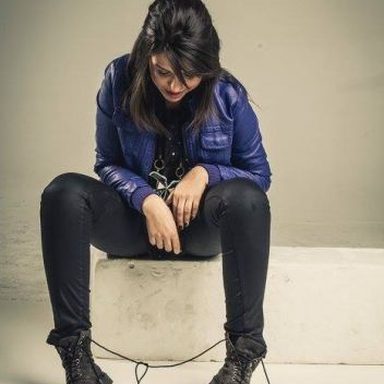 Lorena Chaves photo 15