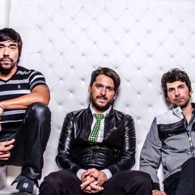 Los De Adentro