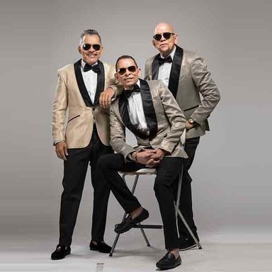 Los Hermanos Rosario