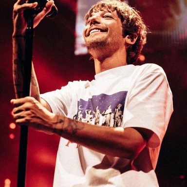 Louis Tomlinson photo 54