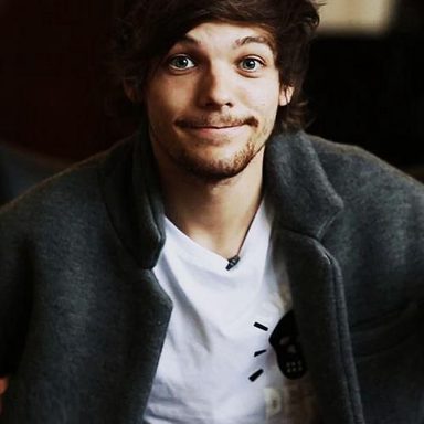Louis Tomlinson photo 104