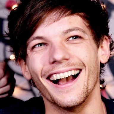 Louis Tomlinson photo 124