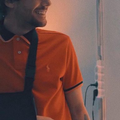 Louis Tomlinson photo 35