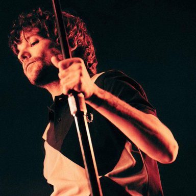 Louis Tomlinson photo 55