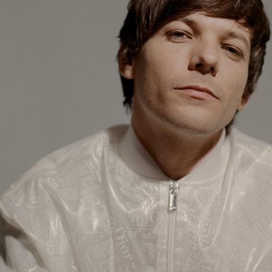 Louis Tomlinson photo 74