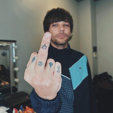 Louis Tomlinson photo 13