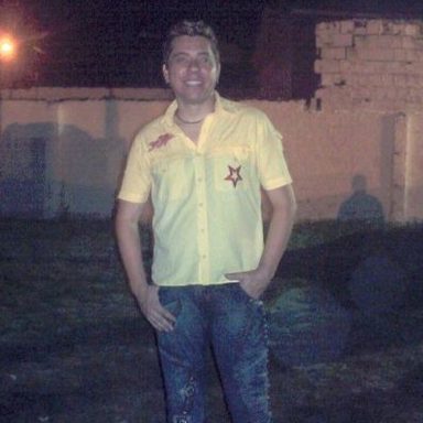 Louro Santos & Forró da Malagueta