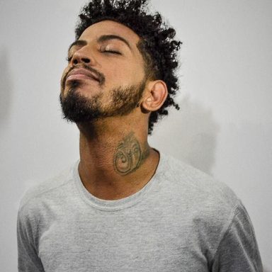 Luã Freitas