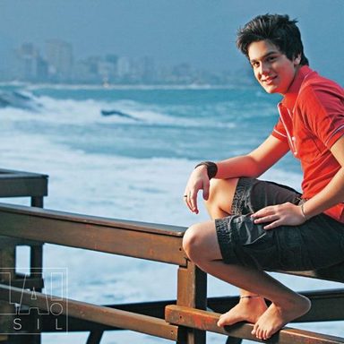 Luan Santana photo 127