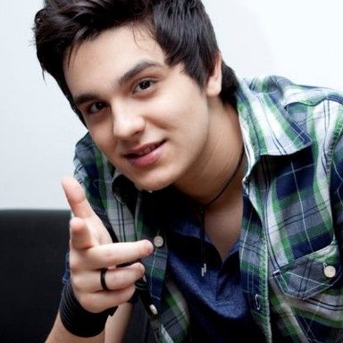 Luan Santana photo 115