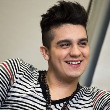 Luan Santana photo 86