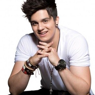 Luan Santana photo 36