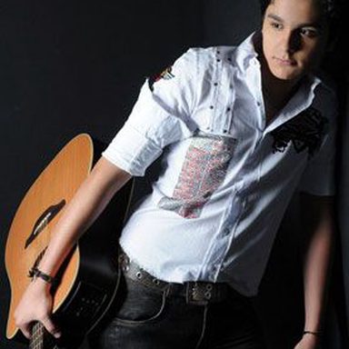 Luan Santana photo 155