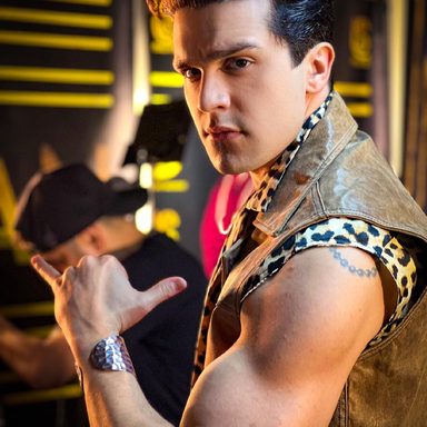 Luan Santana photo 15