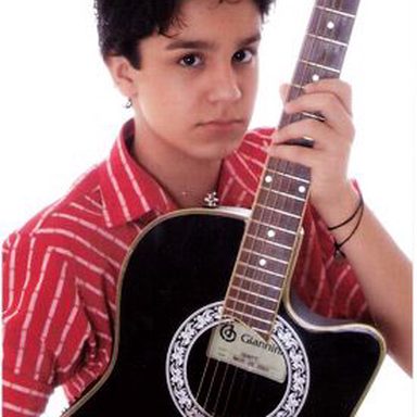 Luan Santana photo 158