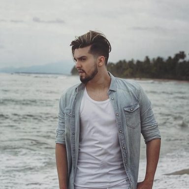 Luan Santana photo 73