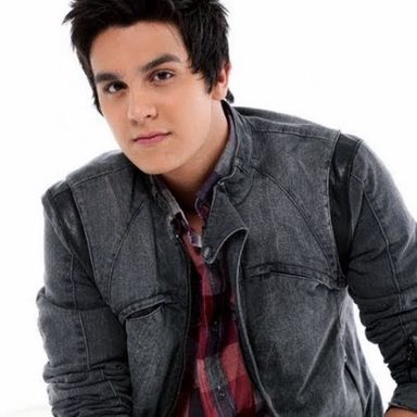 Luan Santana photo 96