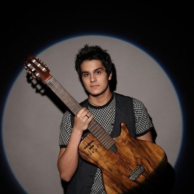 Luan Santana photo 144