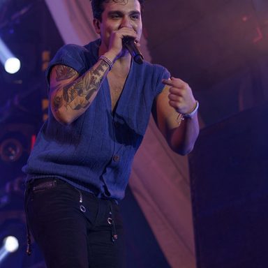 Luan Santana photo 17