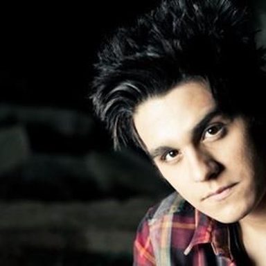 Luan Santana photo 94