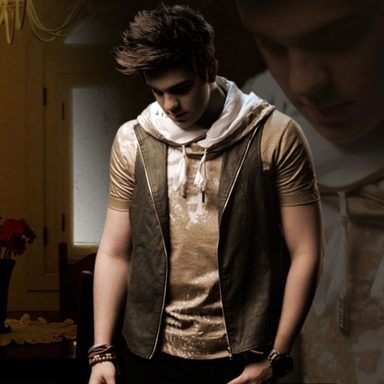 Luan Santana photo 89