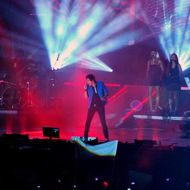 Luan Santana photo 29