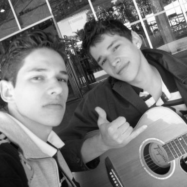 Lucas & Leonardo