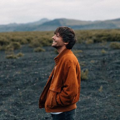 Louis Tomlinson photo 15