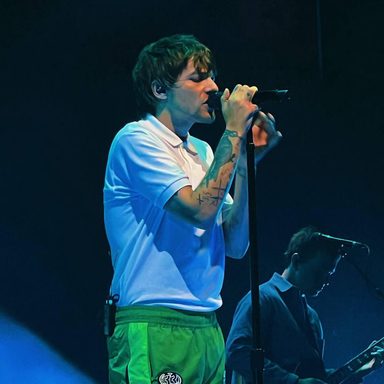 Louis Tomlinson photo 37