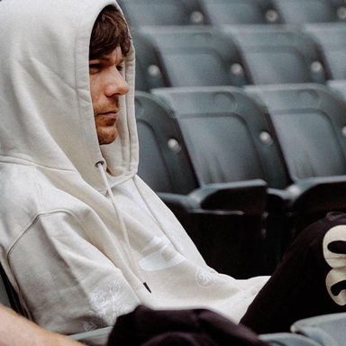 Louis Tomlinson photo 24