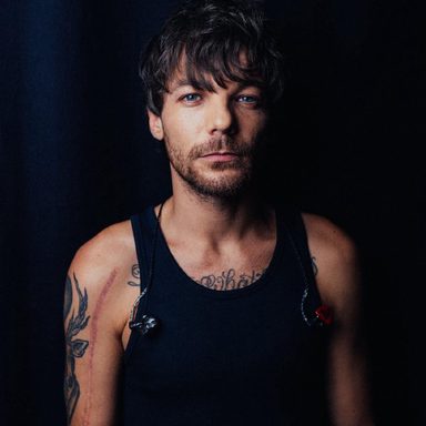 Louis Tomlinson photo 18