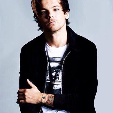 Louis Tomlinson photo 133
