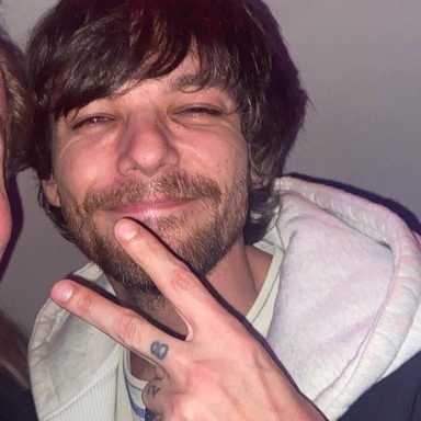 Louis Tomlinson photo 9