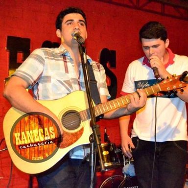 Lucas e Rômulo