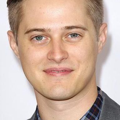 Lucas Grabeel