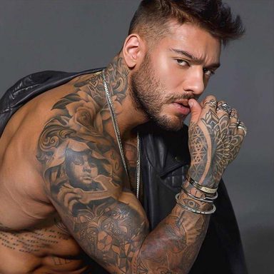 Lucas Lucco photo 36