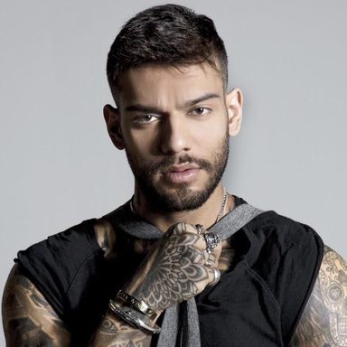 Lucas Lucco photo 44