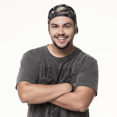 Luccas Neto
