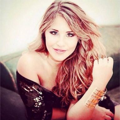 Lucia Gil photo 19