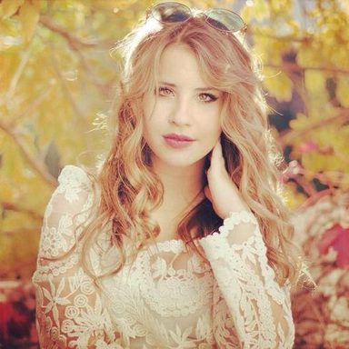 Lucia Gil photo 10
