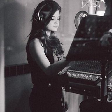 Lucy Hale photo 51
