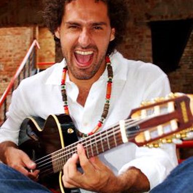 Luis Carlinhos