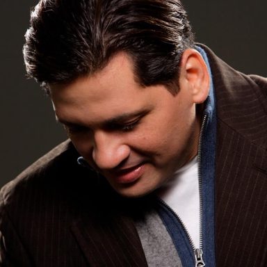 Luis Santiago