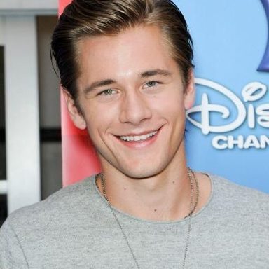 Luke Benward