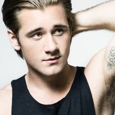 Luke Benward photo 9