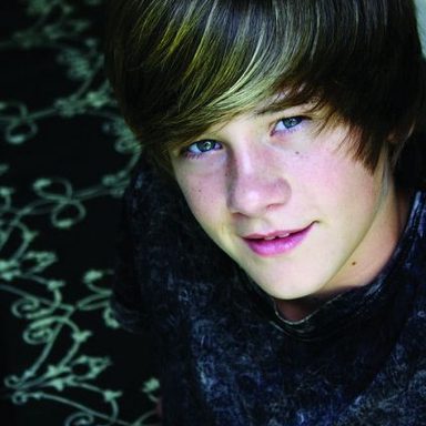 Luke Benward photo 17