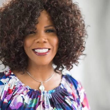 Lynda Randle